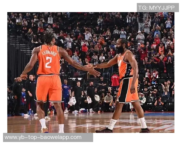 快船逆转19分再创佳绩小卡吸引防守三人展现团队实力